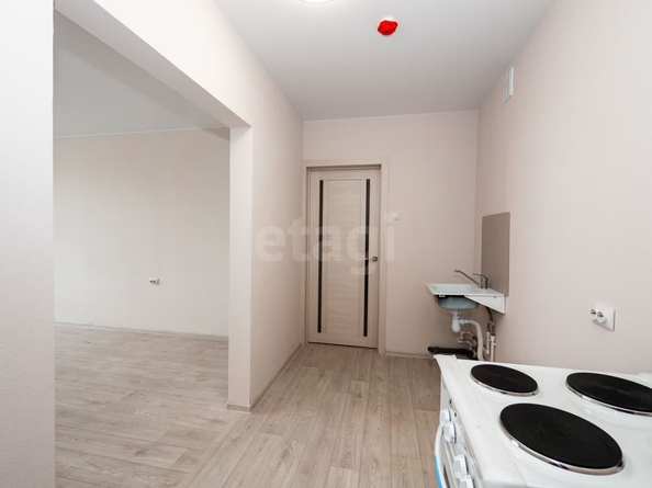 
   Продам 2-комнатную, 56 м², Татьяны Снежиной ул, 42/2

. Фото 17.