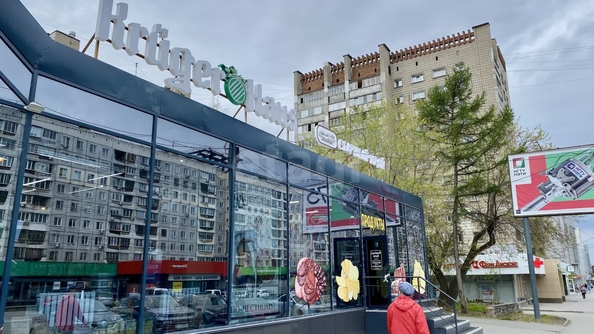 
   Продам торговое помещение, 160 м², Челюскинцев ул, 32

. Фото 18.