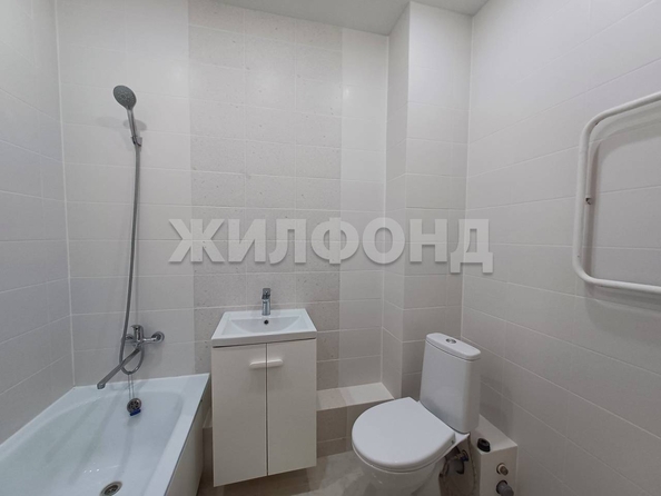 
   Продам студию, 20.5 м², Первомайская ул, 228

. Фото 12.