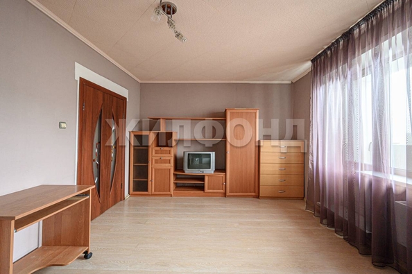 
   Продам 1-комнатную, 30 м², В. Высоцкого ул, 50

. Фото 11.