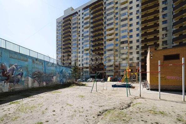 
   Продам 1-комнатную, 43.2 м², Военная ул, 9/1

. Фото 32.