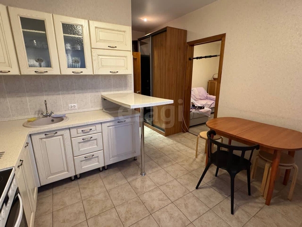 
   Продам 1-комнатную, 29.9 м², Одоевского ул, 1/1

. Фото 4.