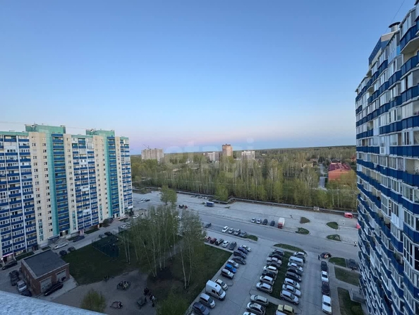 
   Продам 1-комнатную, 29.9 м², Одоевского ул, 1/1

. Фото 22.