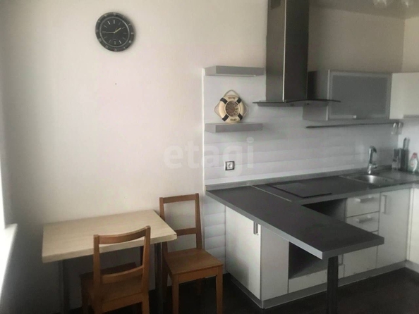 
  Сдам в аренду 1-комнатную квартиру, 36.7 м², Новосибирск

. Фото 1.