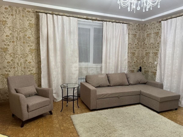 
  Сдам в аренду 2-комнатную квартиру, 78 м², Новосибирск

. Фото 1.