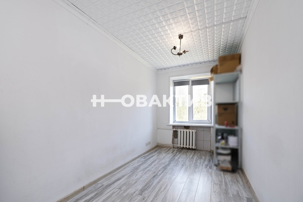 
   Продам 2-комнатную, 43.1 м², Молодежи б-р, 4

. Фото 20.