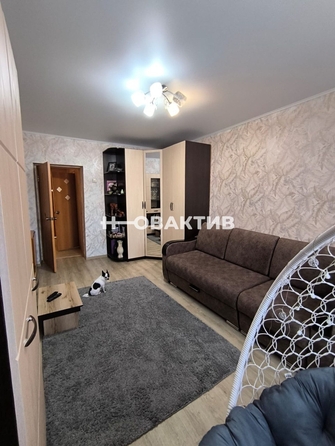 
   Продам 2-комнатную, 56 м², Театральная ул, 2А

. Фото 8.