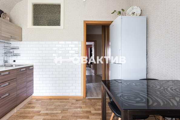 
  Продается 2-комн. квартира, 56 м², Театральная ул, д. 2А
. Фото 22.