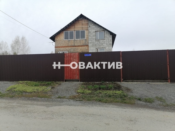 
   Продам дом, 220.7 м², Новосибирск

. Фото 2.