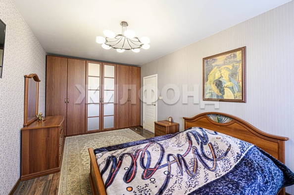 
   Продам 2-комнатную, 45.7 м², Николая Островского ул, 120

. Фото 17.