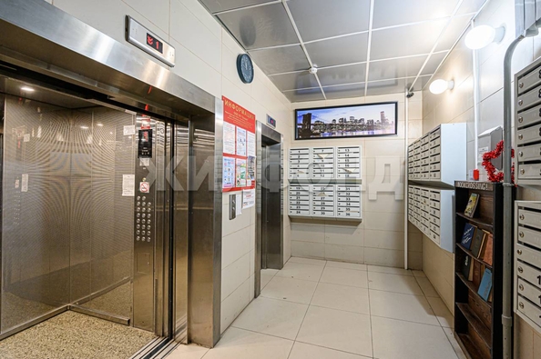 
   Продам 2-комнатную, 45.7 м², Николая Островского ул, 120

. Фото 24.