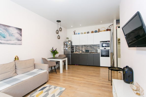 
   Продам 2-комнатную, 59 м², 7-й микрорайон, 20

. Фото 3.