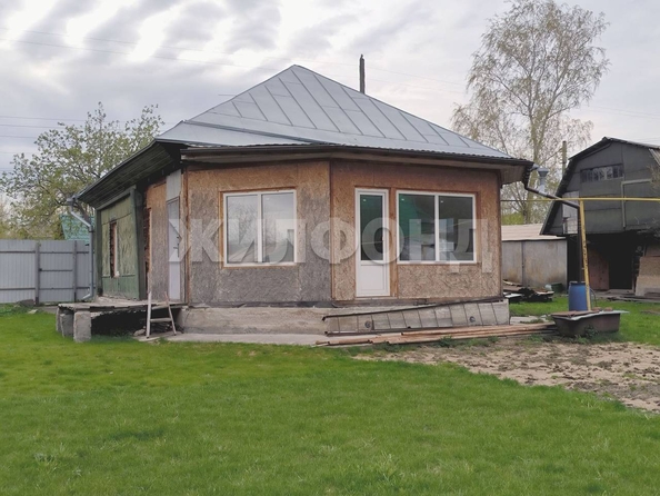 
   Продам дом, 32.3 м², Новосибирск

. Фото 1.