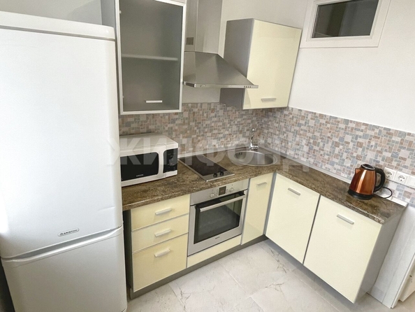 
  Сдам в аренду 1-комнатную квартиру, 32 м², Новосибирск

. Фото 6.