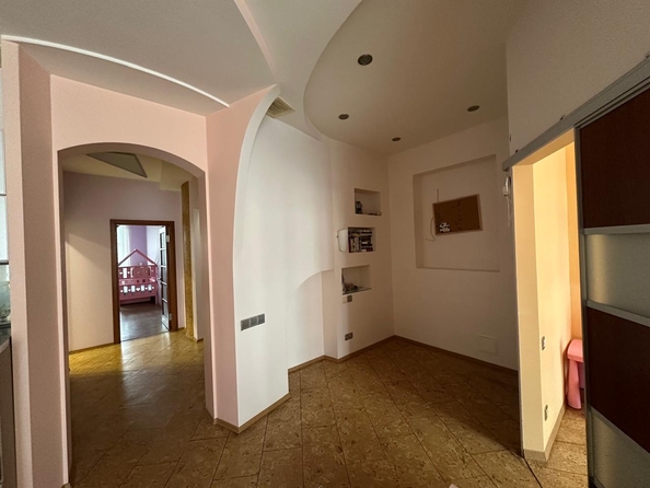
  Сдам в аренду 2-комнатную квартиру, 90 м², Новосибирск

. Фото 3.