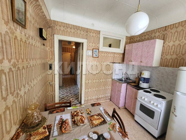 
   Продам 2-комнатную, 46.9 м², Дуси Ковальчук ул, 270

. Фото 2.