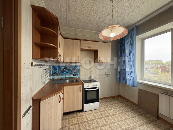 
   Продам 2-комнатную, 47.6 м², Курчатова ул, 17

. Фото 8.