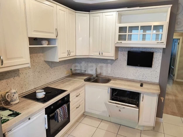 
   Продам 3-комнатную, 85.7 м², Стартовая ул, 1

. Фото 2.