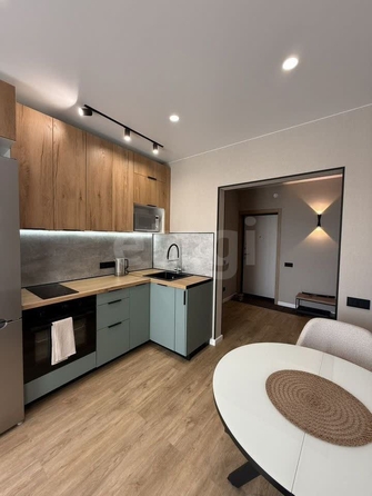 
  Сдам в аренду 2-комнатную квартиру, 49 м², Новосибирск

. Фото 3.