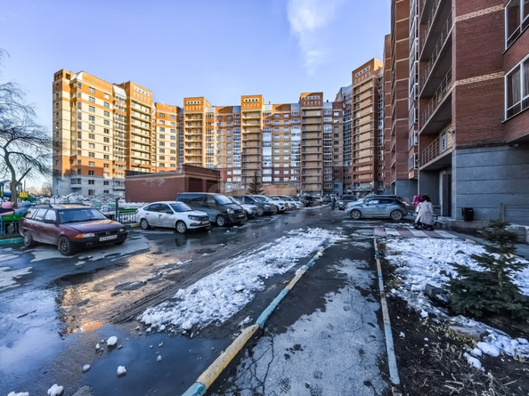 
  Продается 3-комн. квартира, 64 м², Есенина ул, д. 67
. Фото 9.