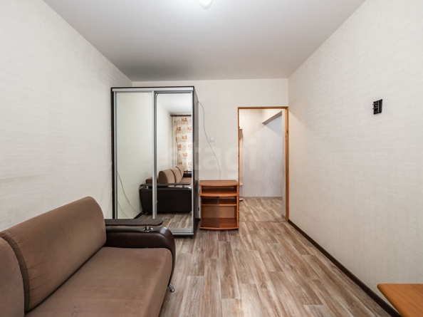 
  Продается 1-комн. квартира, 29.6 м², Дзержинского пр-кт, д. 14/1
. Фото 1.