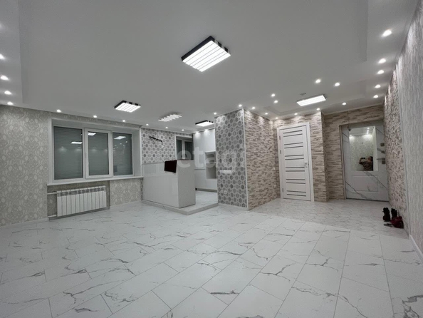
  Продается 3-комн. квартира, 60.6 м², Ключ-Камышенское Плато ул, д. 6
. Фото 2.