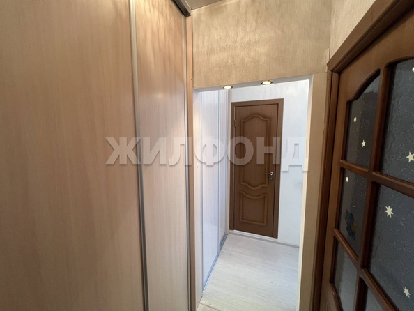 
   Продам 2-комнатную, 52.6 м², Военный городок ул, 124

. Фото 9.