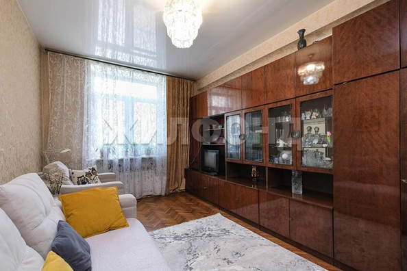 
  Продается 2-комн. квартира, 56.7 м², Сибиряков-Гвардейцев ул, д. 11
. Фото 7.