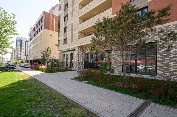 
   Продам 2-комнатную, 49.6 м², Семьи Шамшиных ул, 77

. Фото 26.