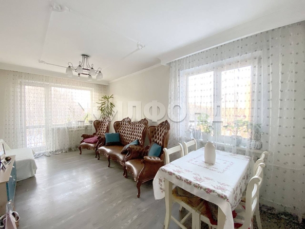 
   Продам 3-комнатную, 61.3 м², Петухова ул, 68

. Фото 1.