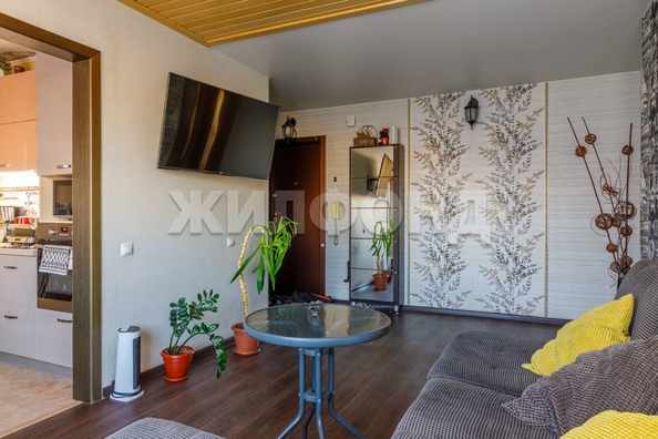 
   Продам 3-комнатную, 63 м², Адриена Лежена ул, 7

. Фото 3.