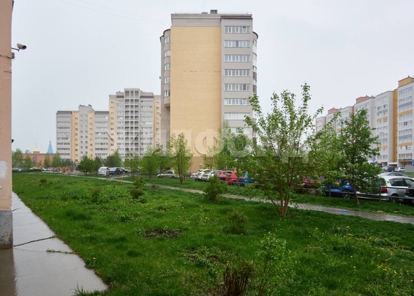 
   Продам 3-комнатную, 97.9 м², 2-й (4 мкр.) кв-л, 232

. Фото 31.