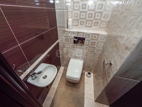 
   Продам 2-комнатную, 64.8 м², Военная ул, 9/2

. Фото 9.