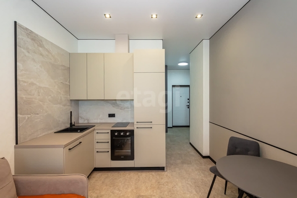 
  Продается 1-комн. квартира, 38 м², Фабричная ул, д. 65/2
. Фото 2.