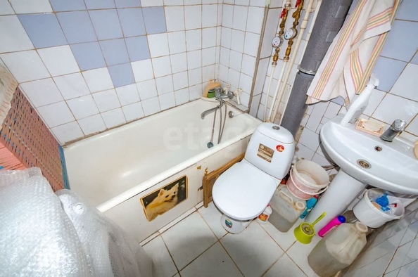 
   Продам 2-комнатную, 49.3 м², Фабричная ул, 6

. Фото 4.