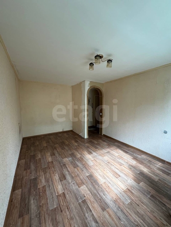 
   Продам 1-комнатную, 31 м², Калинина ул, 16

. Фото 2.