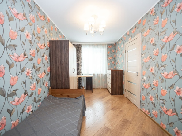 
   Продам 2-комнатную, 45.7 м², Красный пр-кт, 90/2

. Фото 18.