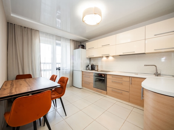 
   Продам 3-комнатную, 79.3 м², Большевистская ул, 122

. Фото 16.