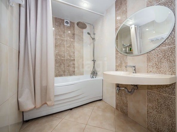 
   Продам 3-комнатную, 79.3 м², Большевистская ул, 122

. Фото 34.