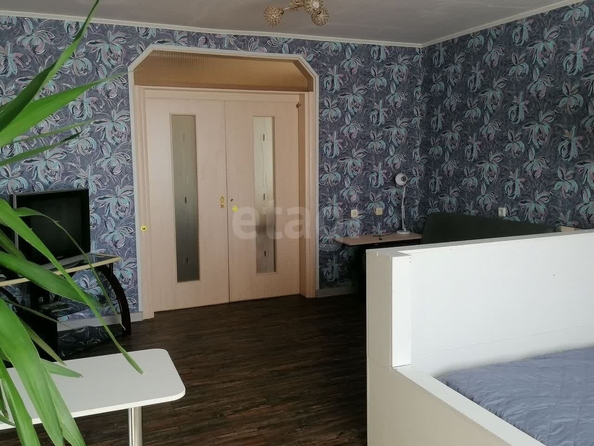 
  Сдам в аренду 2-комнатную квартиру, 62 м², Новосибирск

. Фото 5.