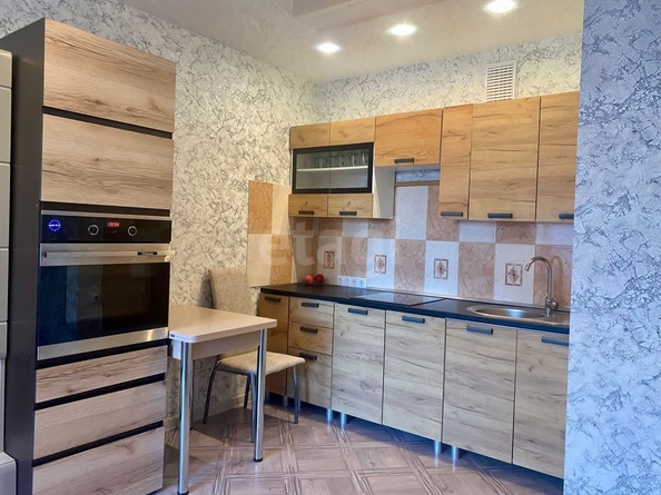 
   Продам 1-комнатную, 37.2 м², Дунаевского ул, 14/3

. Фото 19.