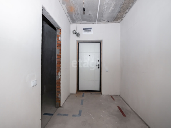 
   Продам студию, 29.37 м², Красный пр-кт, 167/3

. Фото 5.