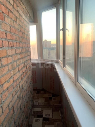 
   Продам 3-комнатную, 72.6 м², Героев Революции ул, 66

. Фото 12.