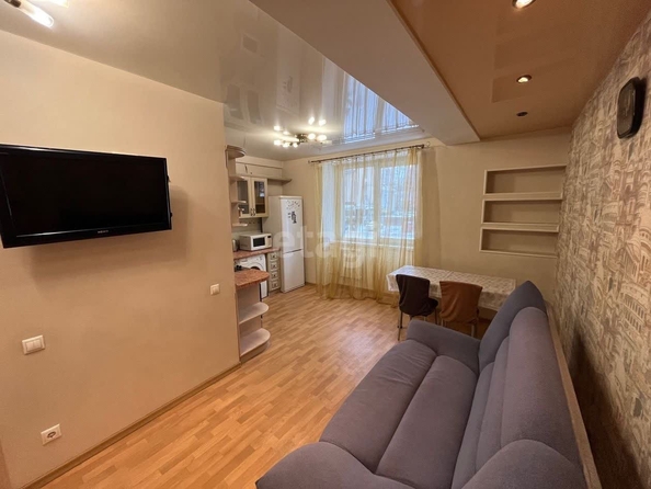 
  Сдается 2-комн. квартира, 57.2 м², Кирова ул, д. 27/3
. Фото 3.