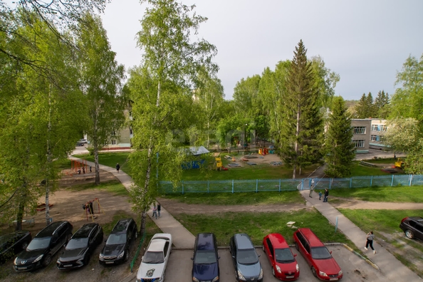 
   Продам 3-комнатную, 57.2 м², Петухова ул, 50

. Фото 11.