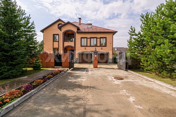 
  Продается дом, 560 м², Новосибирск
. Фото 2.