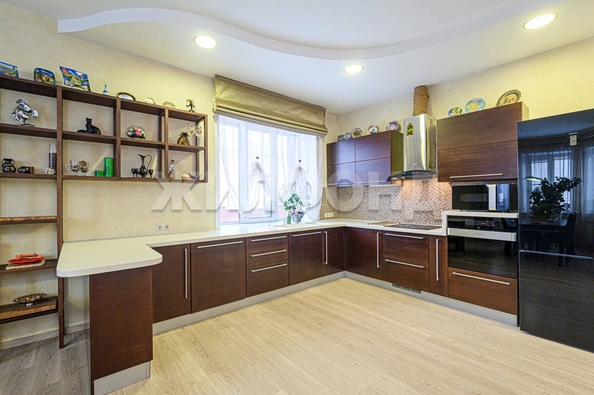 
  Продается дом, 560 м², Новосибирск
. Фото 21.