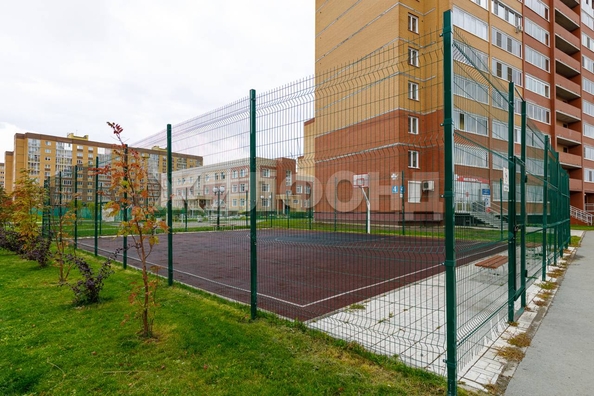 
  Продается 1-комн. квартира, 37.2 м², Романтиков ул, д. 4
. Фото 10.