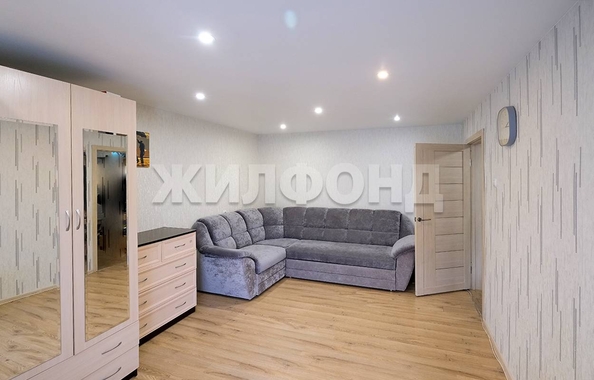 
  Продается 2-комн. квартира, 48.2 м², Выборная ул, д. 108
. Фото 4.