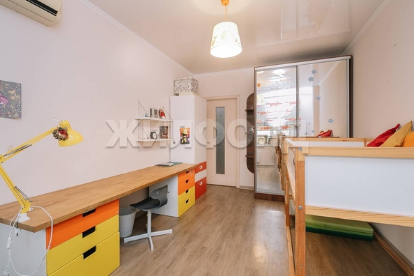 
  Продается 2-комн. квартира, 59.2 м², Красный пр-кт, д. 181
. Фото 4.